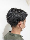 大人ゆるパーマでかっこいいマッシュ