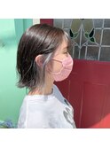 外はねミディアム×ラベンダーシルバーインナーカラー