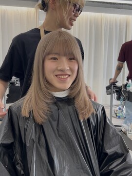 エトワール(ETOILE) レイヤーカット/ミルクティーべー