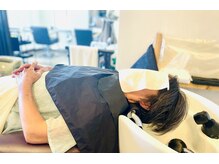 バズ ヘアガーデン(Bazz hair garden)の雰囲気（しっかりカラー後のシャンプーはゆったり20分頂いております☆）