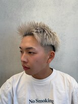 ルースト 西院店(ROOST)&nbsp;ホワイトベージュジェットモヒカン