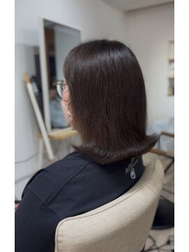 エメヘアデザイン ルイス(Aimer Hair Design Lewis) 外ハネボブ / 弘前市 / オイルカラー