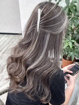 ベルヘアーデザイン 堺東(Belle hair Design) ハイライトレイヤーカットイルミナカラー20代30代40代堺東