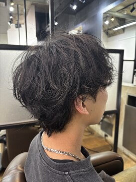 クロムトウキョウ ザ バーバー 新宿本店(CHROM TOKYO the Barber) シャドウパーマ/メンズウルフ