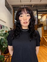 ザ ドッツ(THE DOTS)&nbsp;ロングレイヤー  ロングパーマ 暗髪 ダークトーン