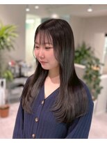 ミーク(meak)&nbsp;ブリーチなしで叶えるオリーブグレージュ