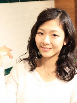 ラマハロ (La Mahalo) 赤味を使わないダークブラウン