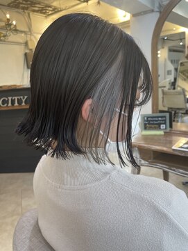 ロストシティ 横浜(LOST CITY) イヤリングカラー_ホワイトベージュ_ボブ【Lostcity横浜】