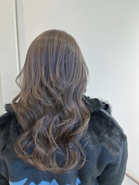 クム 川越(kum) 【グレージュロングレイヤー】