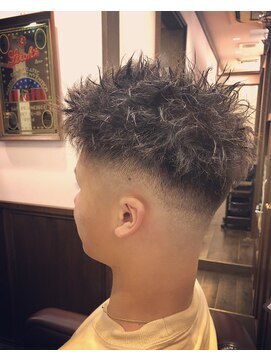 ヒロギンザ 秋葉原店(HIRO GINZA) スキンフェード×ツイストパーマ