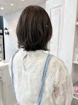 キャアリー(Caary) 福山市美容室Caary人気 ふわっとレイヤーくびれ外ハネボブ