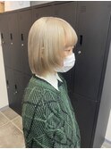 ハイトーンベージュ