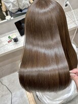 ジーナ 本八幡(Zina)&nbsp;大人かわいい20代30代40代小顔ショコラベージュ　Zina本八幡