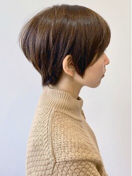 マンツーマン施術で再現性が高いスタイルをご提案。毎日のお手入れも簡単なあなただけの上質ヘアに◎