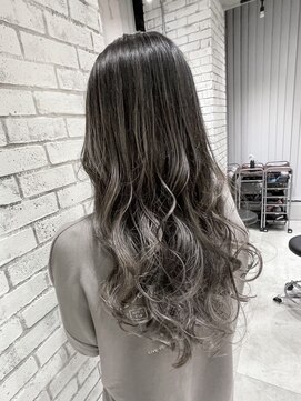 フェリア 渋谷(Feria) 【Feria 渋谷】シルバーグラデーション☆渡邉悟