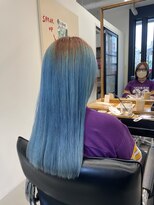 サニーズ(SUNNY'S by CONKS)&nbsp;ルーツカラーのブルーヘア