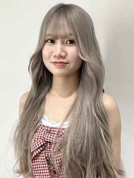 ビューシンサイバシ(VIEW SHINSAIBASHI) ハイトーンミルクティー顔まわりカット10代20代30代