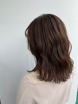 ファイブ ヘアー(FIV hair) ミディアムスタイル