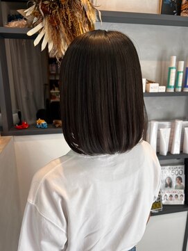 シエン(CIEN) 美シルエット◎上品ストレートボブ