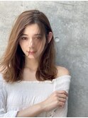 色っぽい　ふんわりミディ　シースルーバング　やわらかパーマ