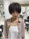 前髪あり耳掛け丸みボブコンパクトショート20代30代40代