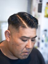 メリケンバーバーショップ コウベ(MERICAN BARBERSHOP KOBE)&nbsp;メンズカットアップバングサイドパートスキンフェード
