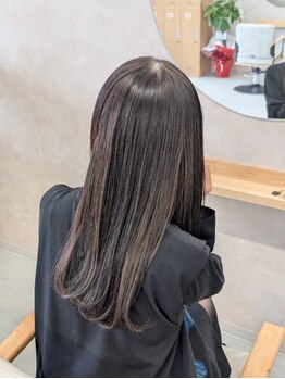 アン ヌイ 箕面萱野(an nui)の写真/【箕面萱野駅徒歩3分】マンツーマンで丁寧な施術が人気◎明るめ白髪染めや白髪ぼかしもお任せください！