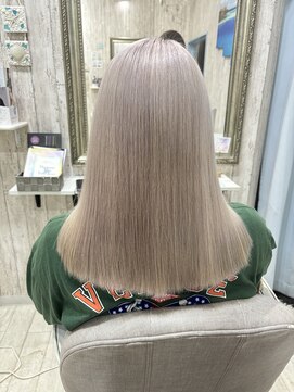 ロア 熊本(LOA) 高明度ホワイト系カラー