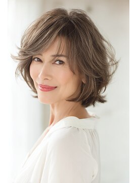 シャルマン 銀座(Charumante) ４０代５０代◎脱白髪染めハイライトボブスタイル透明感カラー