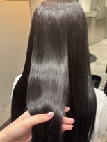 ケリーアン 太田(kelly.un)&nbsp;オリーブグレージュ / グレージュ / 透明感カラー