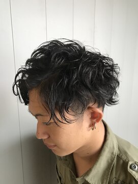ラ ブーケ 御器所店(La Bouquet) マッシュベースの外ハネMIXパーマ