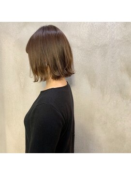 ミント(mint) カーキグレージュ!赤み抑えます!