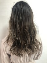 ディスオモテサンドウ 表参道(This OMOTESANDO)&nbsp;大人カジュアルハイライト【表参道】山本