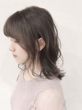 ブルー(BLUE) 《Blue》#アッシュベージュ#ふんわりレイヤーミディアム