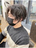 ナチュラルな緩めスパイラルパーマ コンマへア