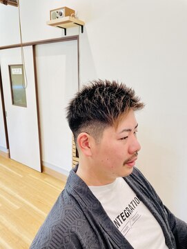 コウ(KOH) フェード風ナチュラルショート