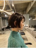 ショートボブ