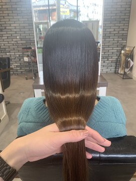 ユニ(Uni.) 髪質改善トリートメント