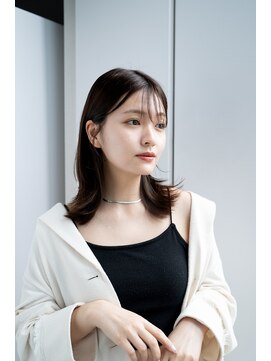 20代30代大人かわいいナチュラル暗髪ゆるめパーマヘア