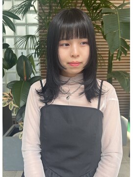 デイジー(Daisy) 天神/大名/暗髪/顔まわりレイヤー/前髪カット/レイヤースタイル