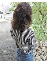 シングス(Sings)&nbsp;ミディアムカーリーヘア