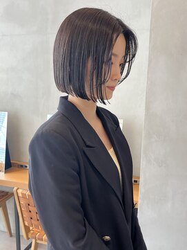 レジーロ (Regilo) 切りっぱなしボブ/ぱっつん前髪