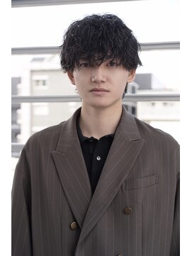 スピンオフシフト(SPIN-OFF SHIFT) 波巻きシャドウパーマ