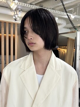メゾンアクア 表参道(Maison ACQUA) =メンズボブ/スパイキーショート/ブルーブラック/MEN’S HAIR