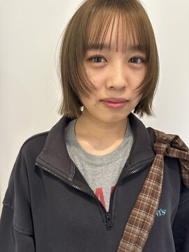 ヌー 栄(nuu) 【SHIHO】オリーブベージュと顔まわりレイヤー