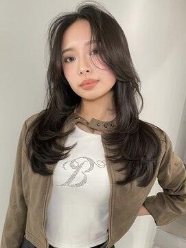 トイ(TOI) かきあげ前髪/海外風バタフライハイレイヤー