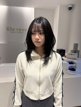 エレノア 立川北口(Eleanor) ハッシュカット/レイヤーカット/髪質改善カラー/艶髪