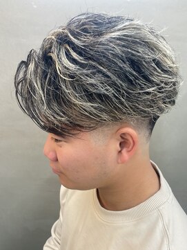 ダズルヘアラッシュ(DAZZLE hair RUSH) ハイライトフェザーパーマ/ブリーチニュアンスパーマ名古屋20代