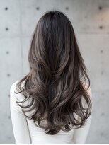 ヘアセラピー サラ(hair therapy Sara)&nbsp;巻き髪 × グレージュカラー