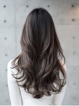 ヘアセラピー サラ(hair therapy Sara)&nbsp;巻き髪 × グレージュカラー
